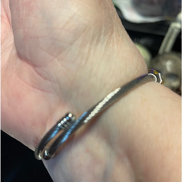 Adjustable bracelet - Picture 5 of 8